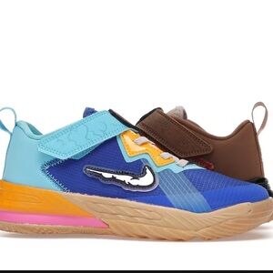 LeBron 18 Low 'Wile E. vs Roadrunner'